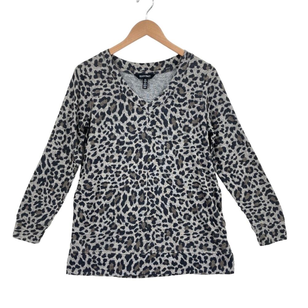 Ellen Tracy T Shirt Top Womens Medium Gray Leopard Print Knit Long Sleeve V Neck
